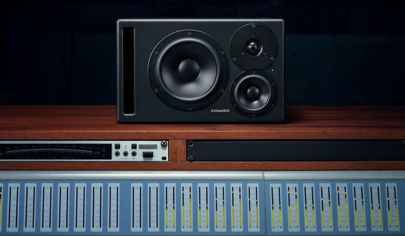 The Core Orbit baffle flexible positioning